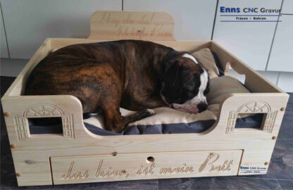 Hundebett aus Holz