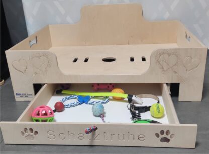 Hundebett aus Holz mit Schublade – Bild 5