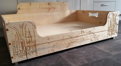 Hundebett aus Holz – Bild 6