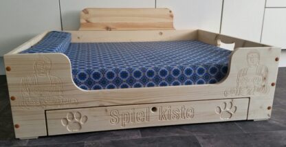 Hundebett aus Holz mit Schublade – Bild 9